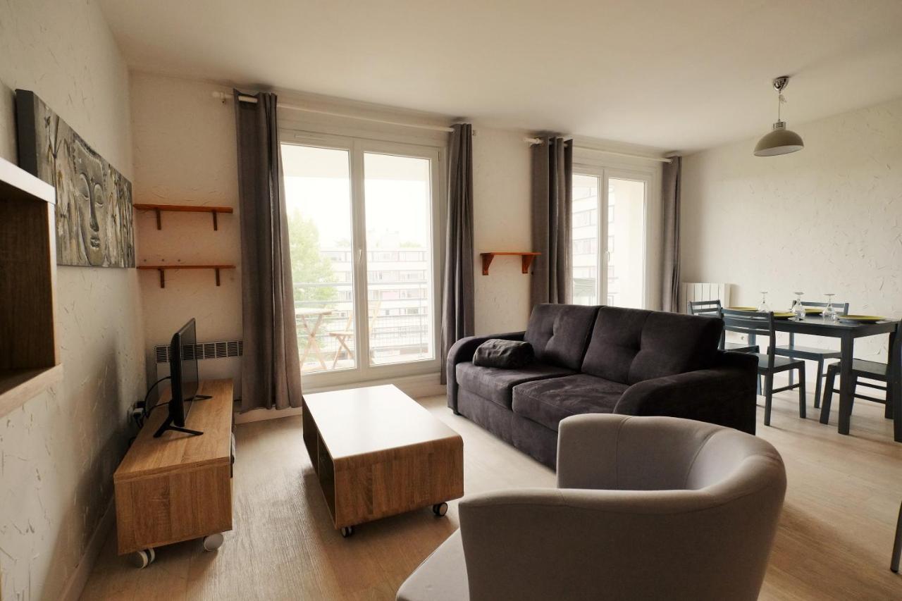 70 M2 Avec Balcons Et Parking Apartment Lille Bagian luar foto