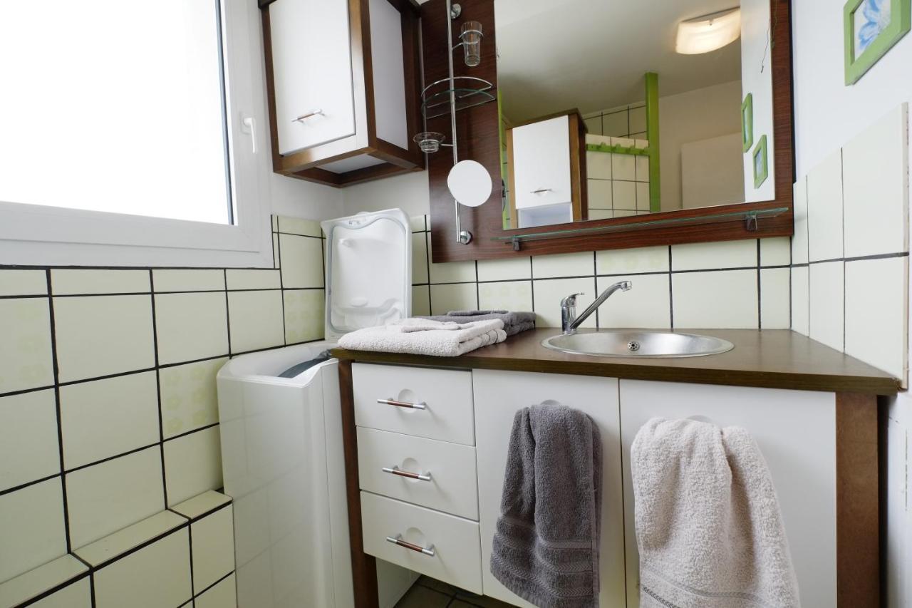 70 M2 Avec Balcons Et Parking Apartment Lille Bagian luar foto
